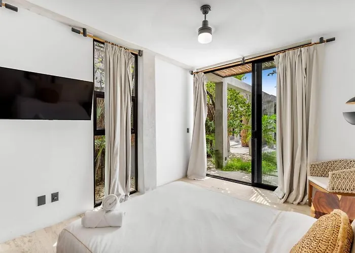 Lux Toh Villa, Rooftop Pool, Wifi, Transport Apartamento *