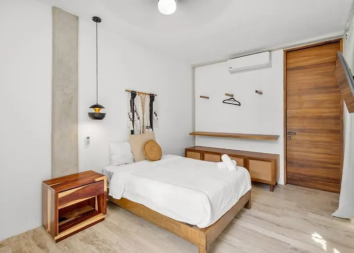 Lux Toh Villa, Rooftop Pool, Wifi, Transport Apartamento *
