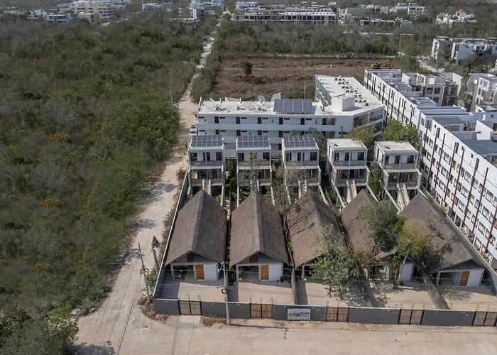 Lux Toh Villa, Rooftop Pool, Wifi, Transport *